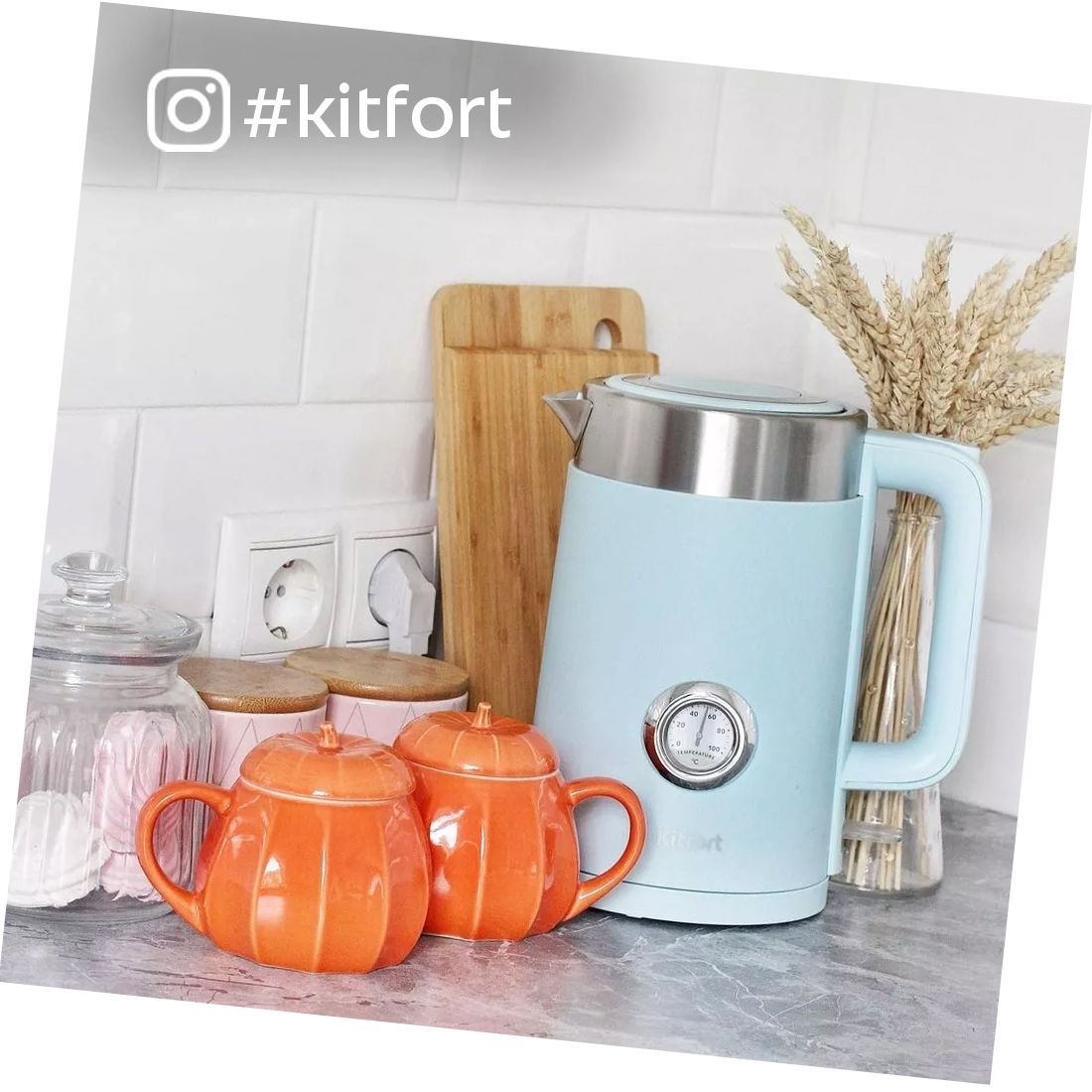 Чайник Kitfort KT-659-3, голубой