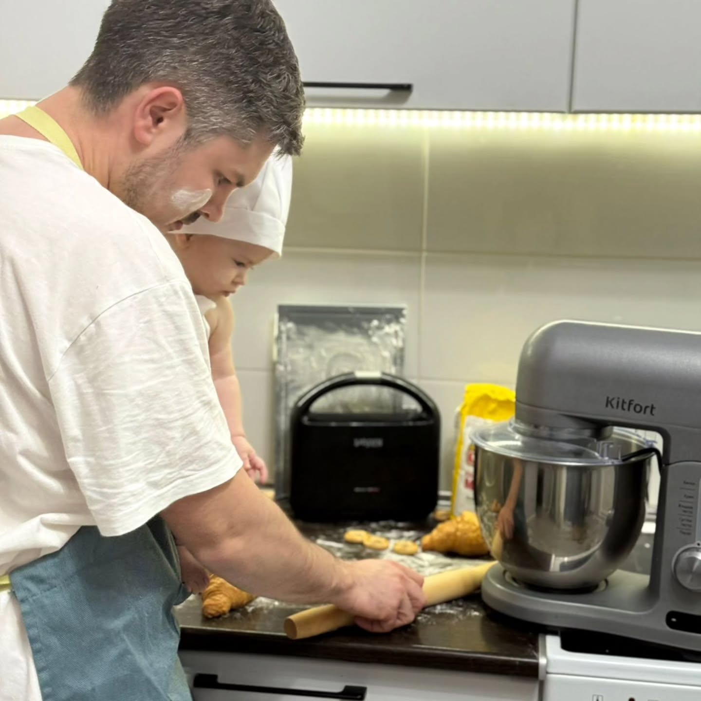 Приз: Весы Kitfort КТ-805 - победитель конкурса Kitfort 2025 год