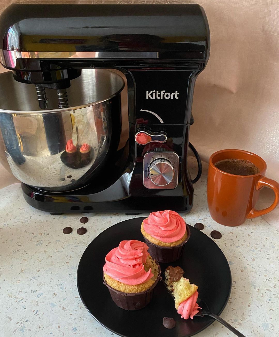 Черный планетарный миксер Kitfort KT-1343-1 купить по цене 9 990 руб ...