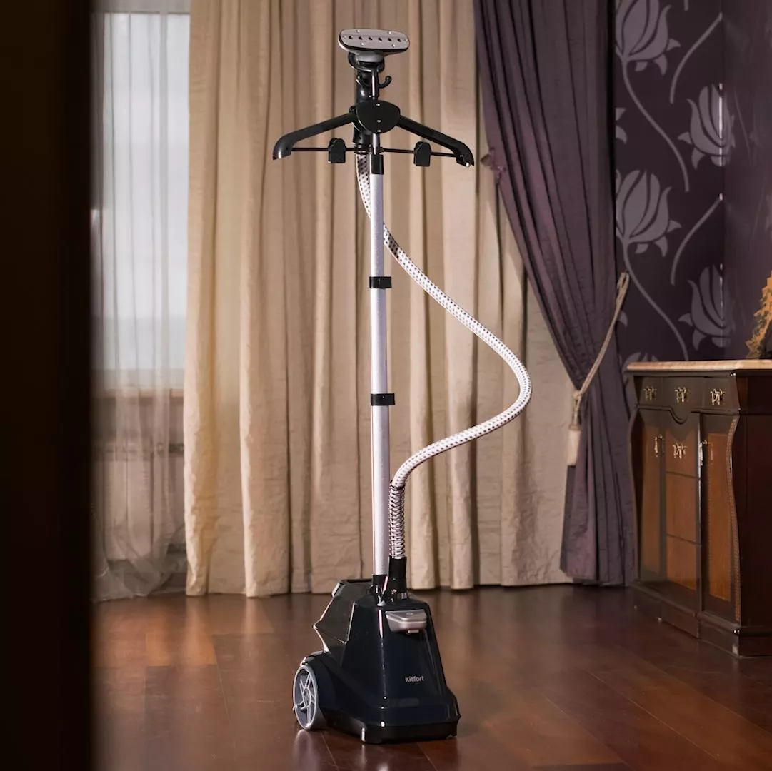 Отпариватель черный Kitfort KT-960 купить по цене 8 790 ₽: отзывы ...