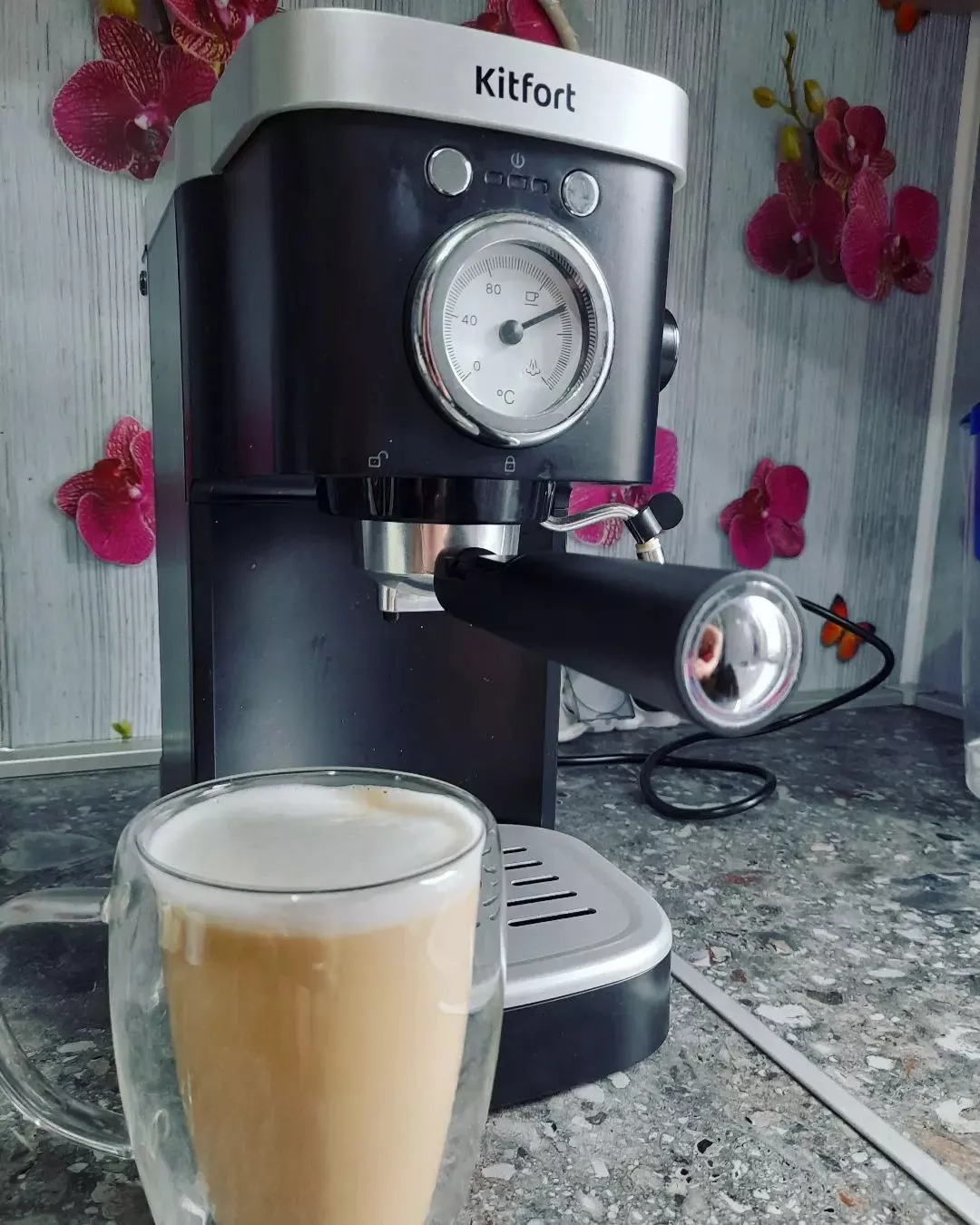 Кофеварка Kitfort KT-788 купить по цене 9 690 ₽: отзывы, фото ...